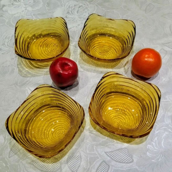 4 hand blown amber swirl, salade bowls - Picture 5 of 15